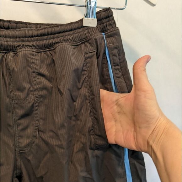 LULULEMON Pace Breaker lined shorts size S in EUC - Picture 5 of 6